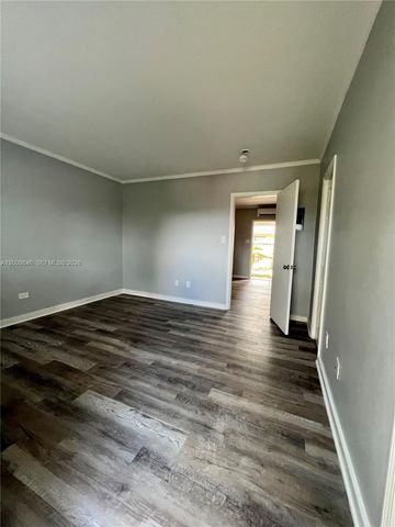 590 NW 40th Court 3, Oakland Park, FL 33309