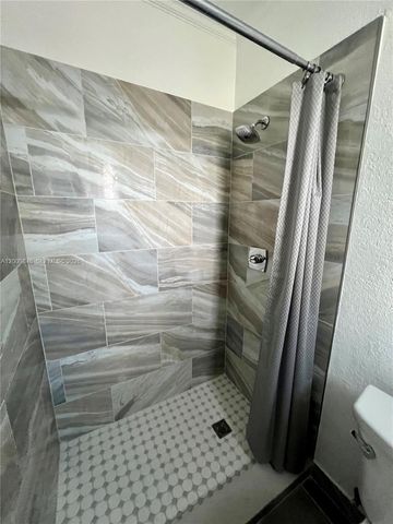 590 NW 40th Court 3, Oakland Park, FL 33309