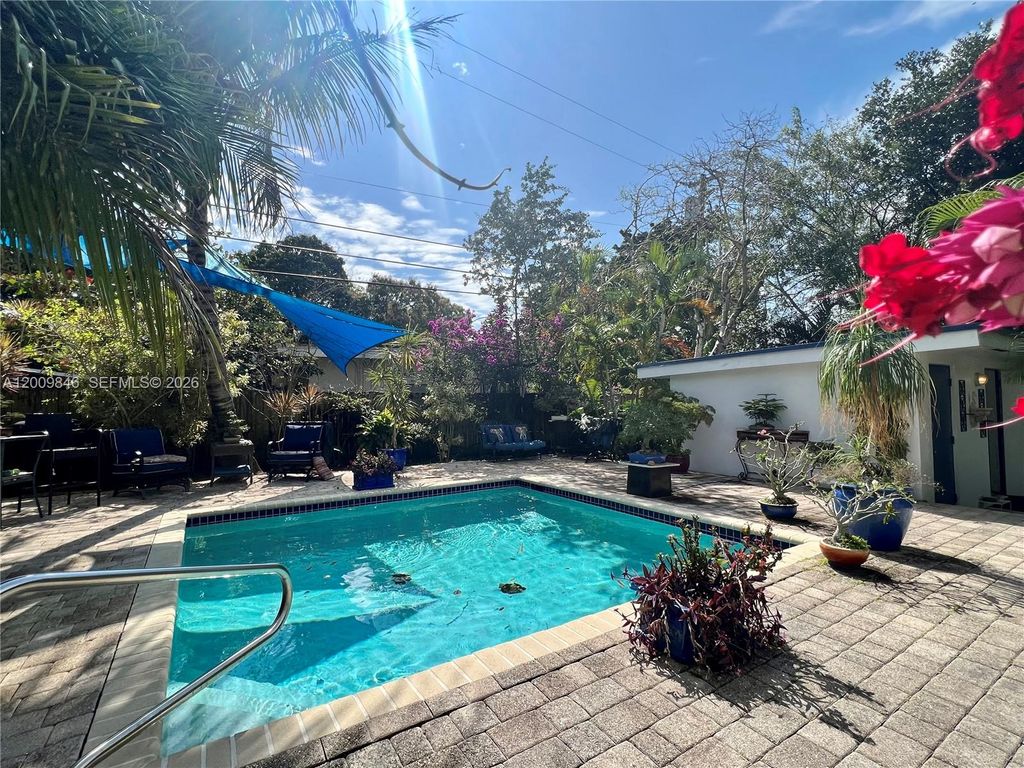 590 NW 40th Court 3, Oakland Park, FL 33309