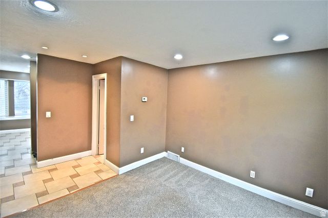 2905 S 2000 E, Salt Lake City, UT 84109