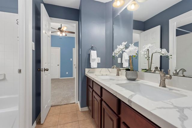 11831 Gray Forest Trail, Tomball, TX 77377