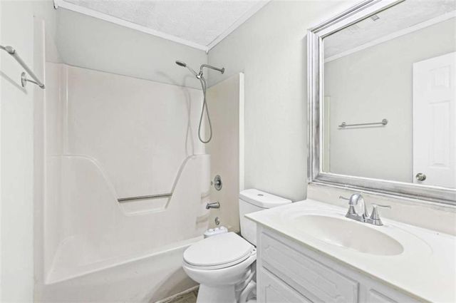 142 Summerfield Drive, Mcdonough, GA 30253
