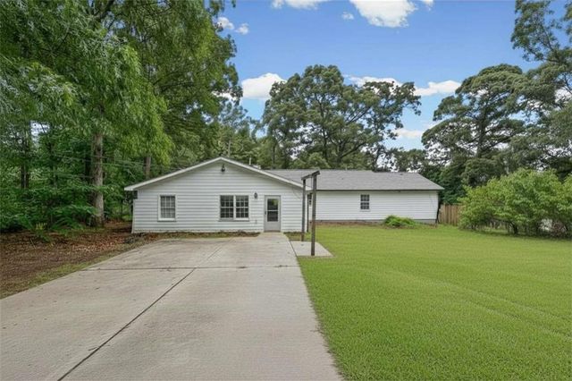 142 Summerfield Drive, Mcdonough, GA 30253