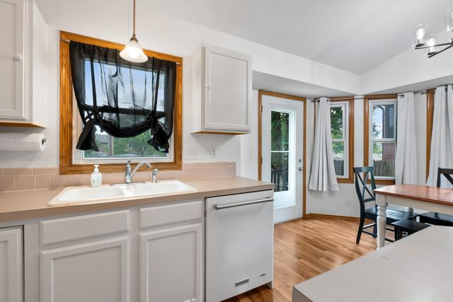 10813 W BLAKE CIR, Wichita, KS 67209