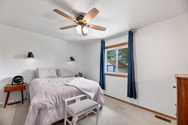 10813 W BLAKE CIR, Wichita, KS 67209