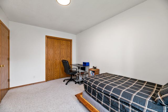 10813 W BLAKE CIR, Wichita, KS 67209