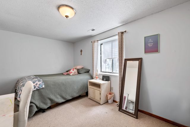10813 W BLAKE CIR, Wichita, KS 67209