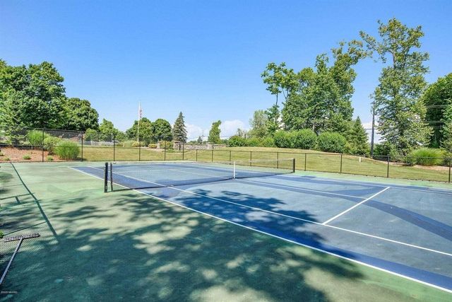 7150 Windcliff Drive, South Haven, MI 49090