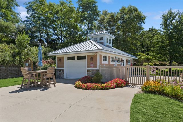 7150 Windcliff Drive, South Haven, MI 49090