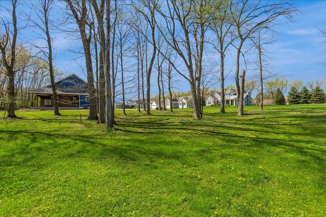 7150 Windcliff Drive, South Haven, MI 49090