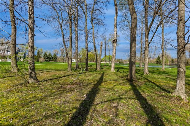 7150 Windcliff Drive, South Haven, MI 49090