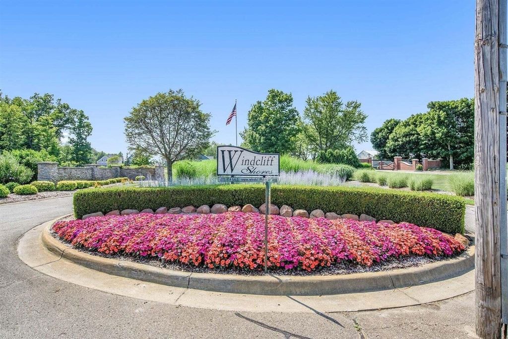 7150 Windcliff Drive, South Haven, MI 49090