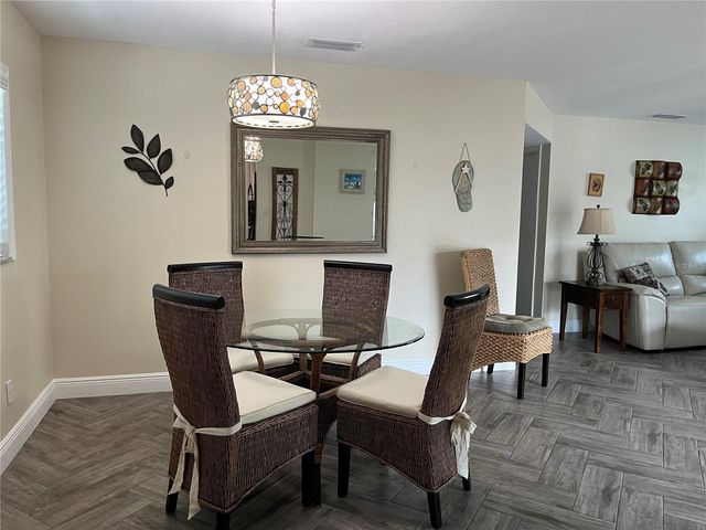 430 LARBOARD WAY 6, Clearwater Beach, FL 33767