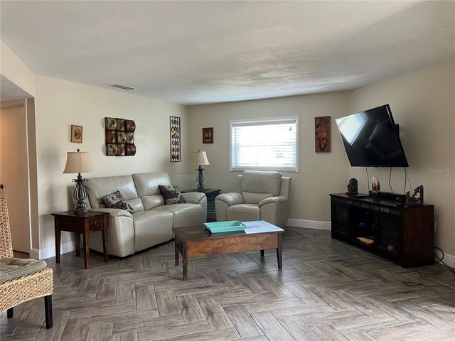 430 LARBOARD WAY 6, Clearwater Beach, FL 33767