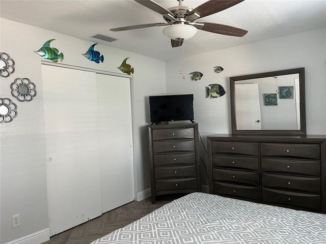 430 LARBOARD WAY 6, Clearwater Beach, FL 33767