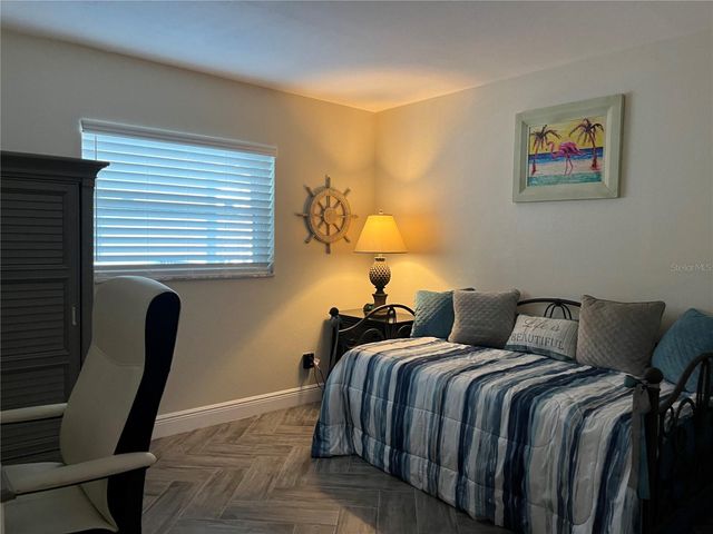 430 LARBOARD WAY 6, Clearwater Beach, FL 33767