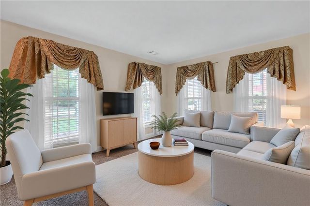 2055 Hickory Station Circle, Snellville, GA 30078