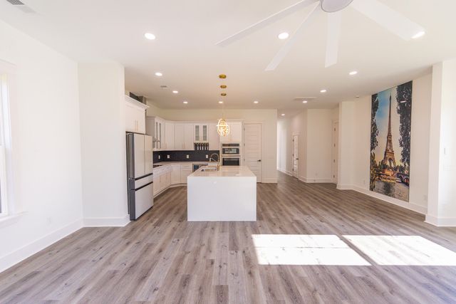 1936 Aichele Drive, North Charleston, SC 29406