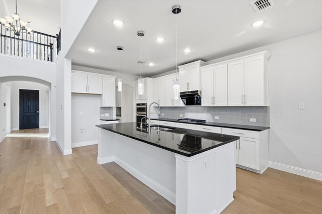 10668 Capistrano Road, Frisco, TX 75035