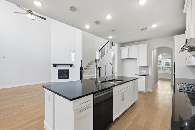 10668 Capistrano Road, Frisco, TX 75035