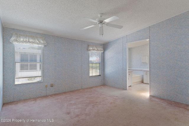 7482 Dinsmore Street, Brooksville, FL 34613