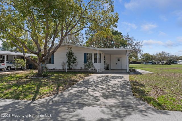 7482 Dinsmore Street, Brooksville, FL 34613