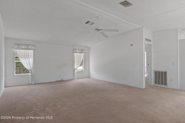 7482 Dinsmore Street, Brooksville, FL 34613