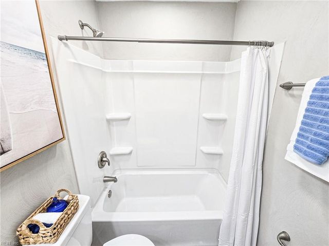 507 Cedar CT, Suffolk, VA 23434