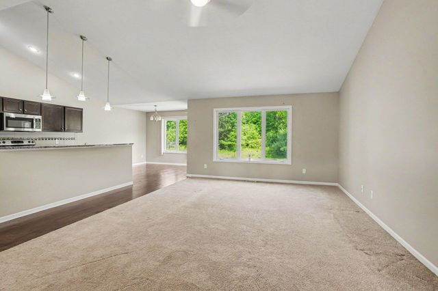 2212 Oakland Farms Trail, Portage City, MI 49024