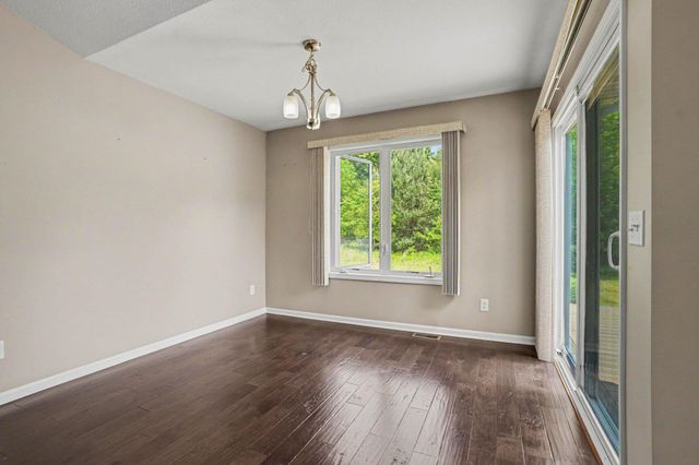 2212 Oakland Farms Trail, Portage City, MI 49024