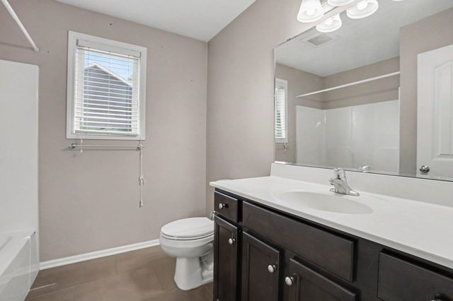 2212 Oakland Farms Trail, Portage City, MI 49024