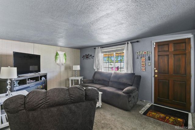 1208 Joliet Avenue, Pueblo, CO 81004