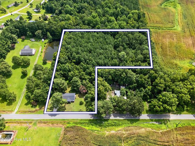 3665 Midway Drive, Whiteville, NC 28472