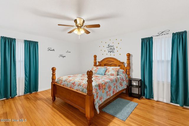 3665 Midway Drive, Whiteville, NC 28472