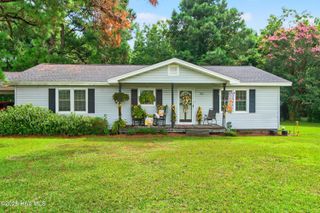 3665 Midway Drive, Whiteville, NC 28472