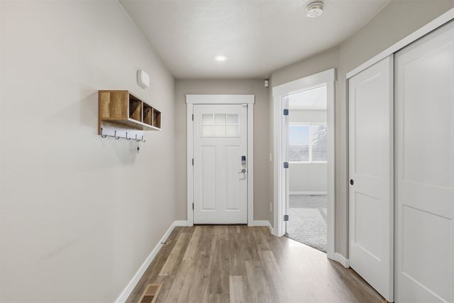 3927 E Euclid Ave, Spokane, WA 99217