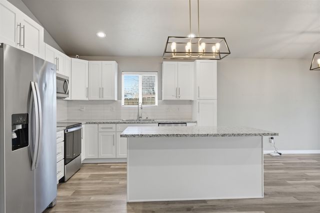 3927 E Euclid Ave, Spokane, WA 99217