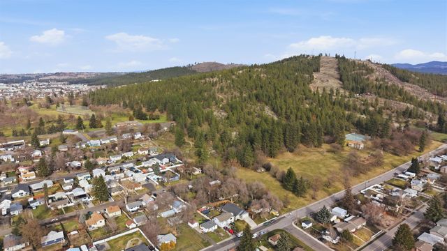 3927 E Euclid Ave, Spokane, WA 99217