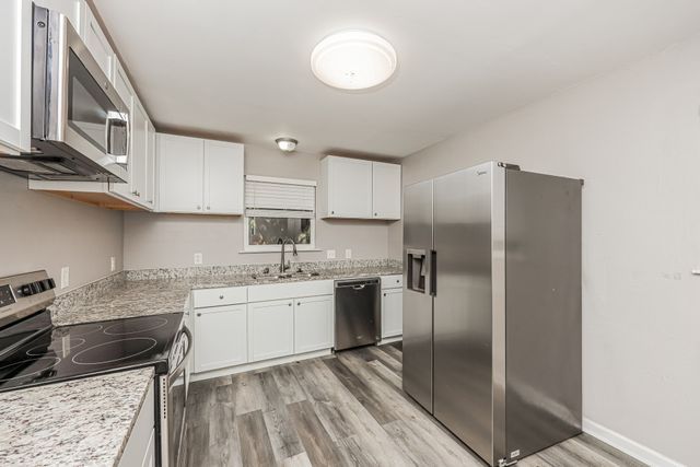 2155 Gaylord Drive, Dallas, TX 75227