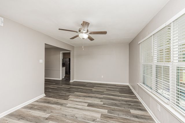 2155 Gaylord Drive, Dallas, TX 75227