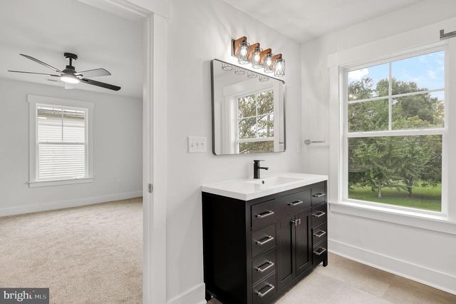 1619 12TH ST, Victoria, VA 23974