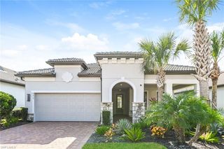 9819 Everglades DR, Naples, FL 34120
