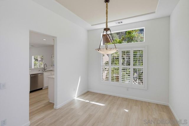 3173 Willow Tree Ln, Escondido, CA 92027