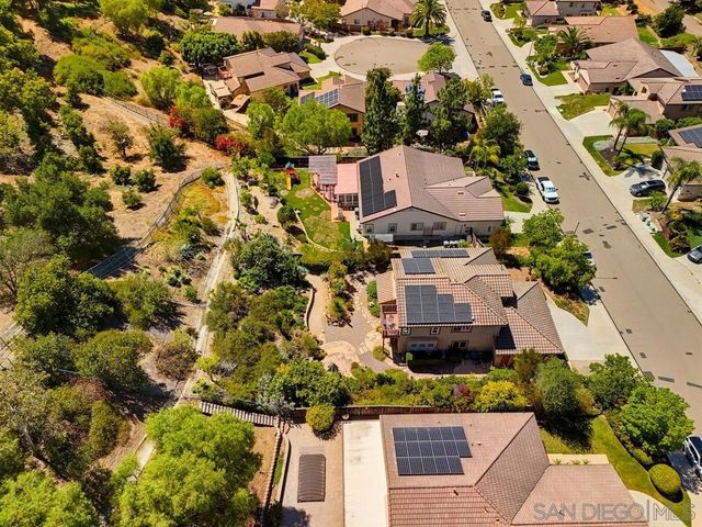 3173 Willow Tree Ln, Escondido, CA 92027
