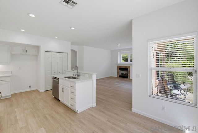 3173 Willow Tree Ln, Escondido, CA 92027