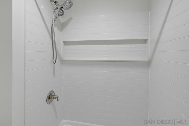 3173 Willow Tree Ln, Escondido, CA 92027