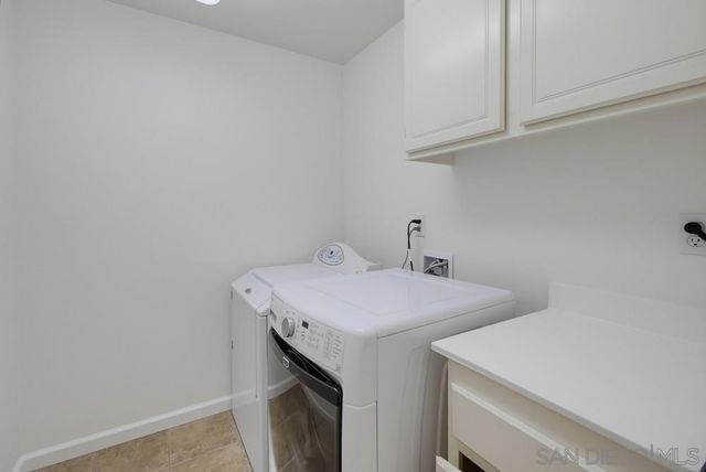 3173 Willow Tree Ln, Escondido, CA 92027