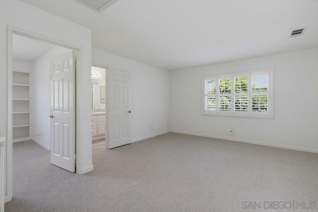 3173 Willow Tree Ln, Escondido, CA 92027