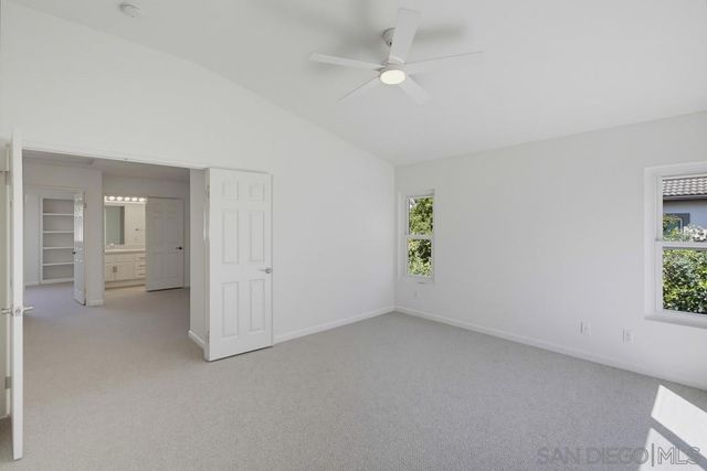 3173 Willow Tree Ln, Escondido, CA 92027