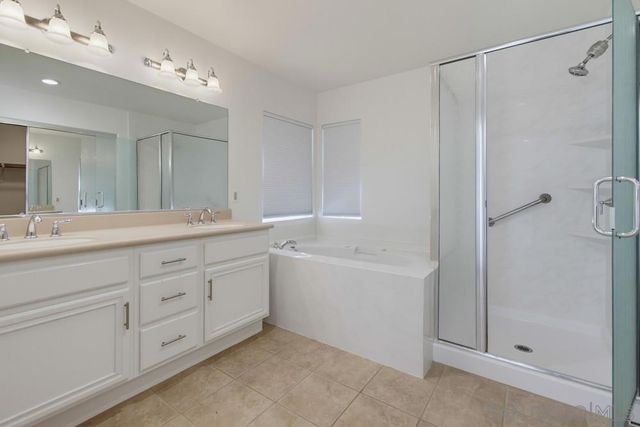3173 Willow Tree Ln, Escondido, CA 92027